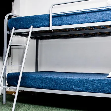 Cool & Chic Hostal