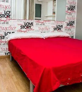 Cool & Chic Hostal L'Hospitalet de Llobregat