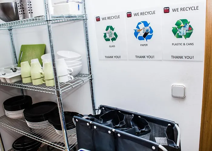 Hostel Cool & Chic L'Hospitalet de Llobregat